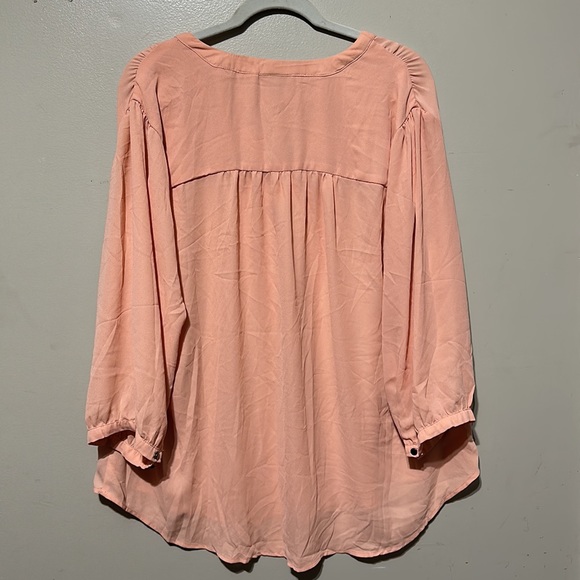 Torrid Peach Crepe Tie Front Blouse Plus Size 2X - Picture 3 of 4